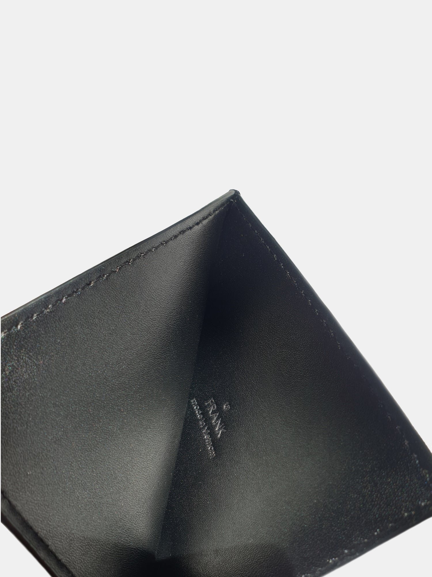 LEO CARD HOLDER