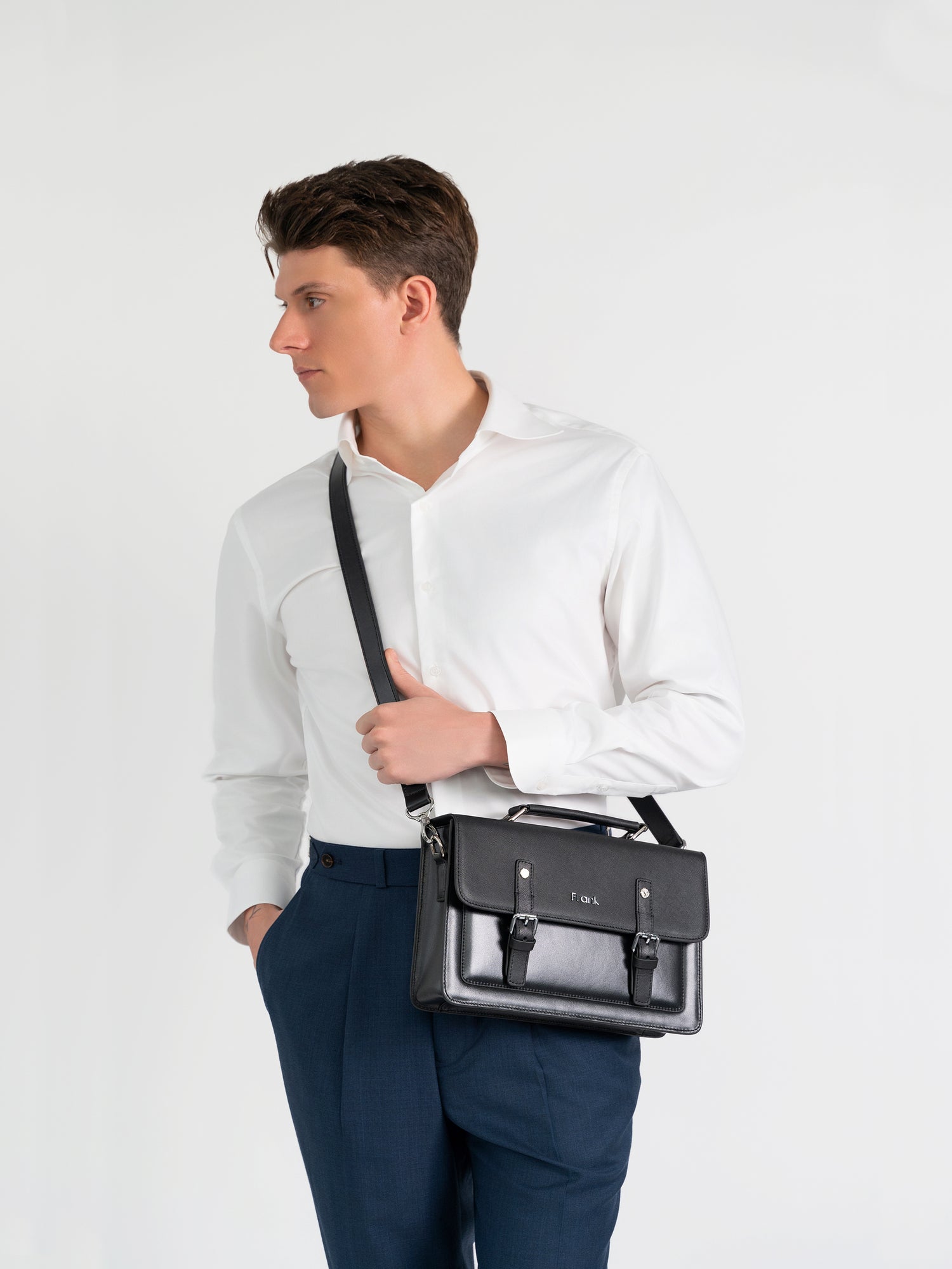 CALVIN MESSENGER BAG