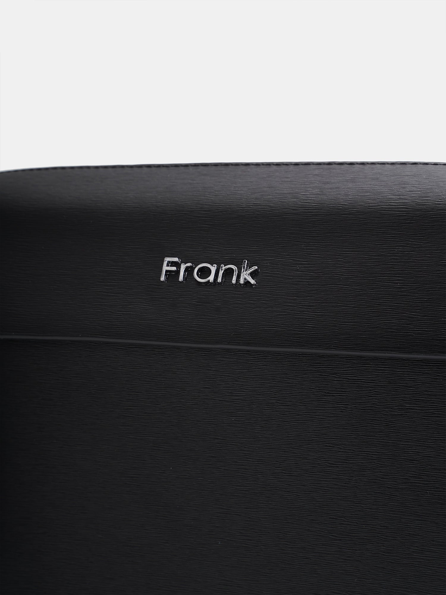 BROOK MESSENGER BAG