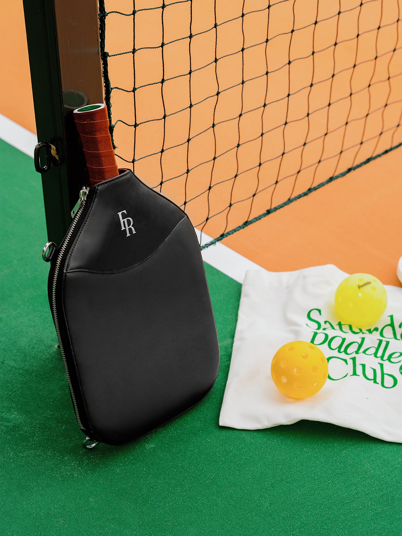 COURTSIDE PICKLEBALL PADDLE COVER