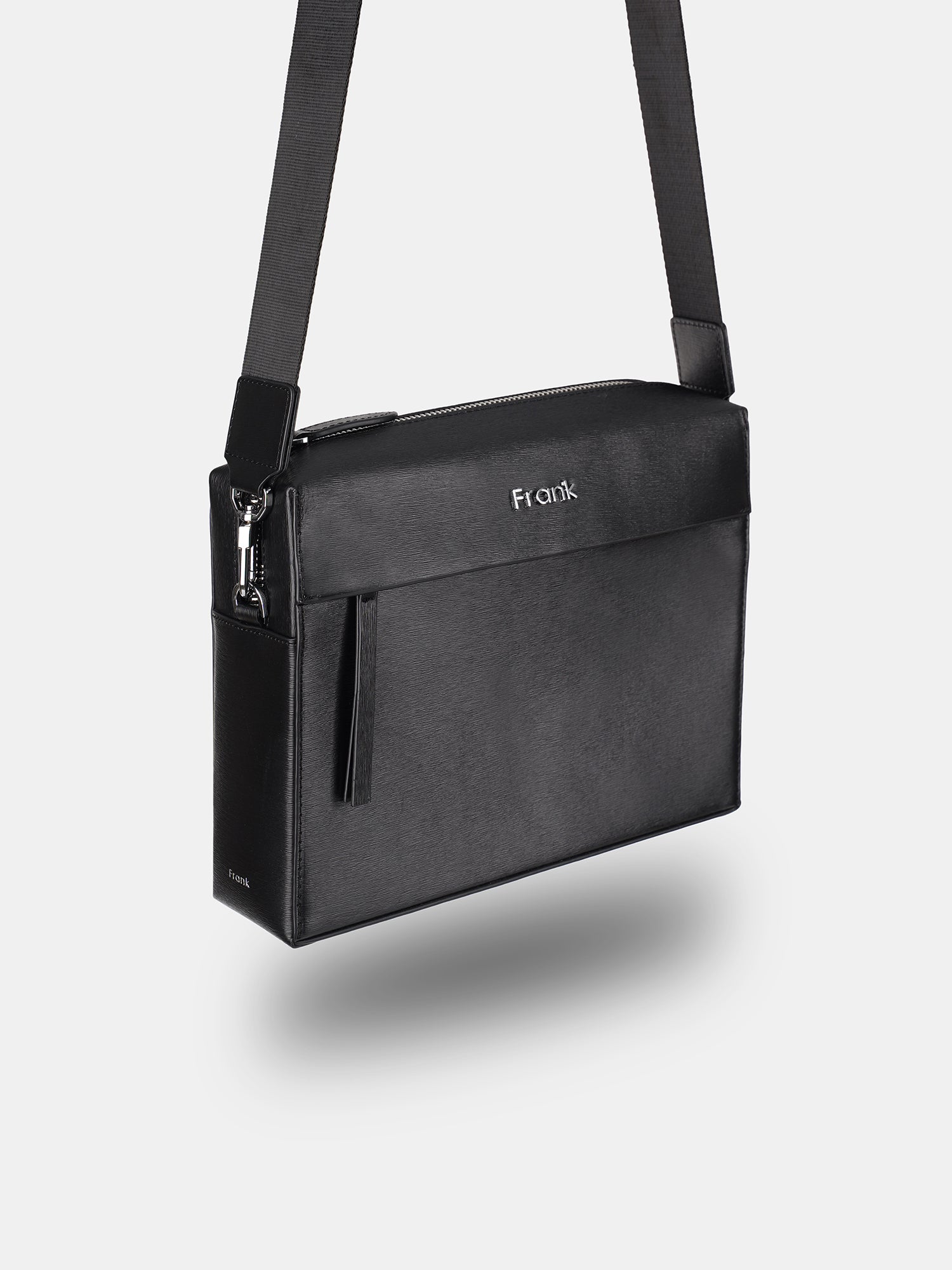 BROOK MESSENGER BAG